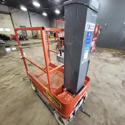 2017 Skyjack SJ12 Self-Propelled One-Person Lift