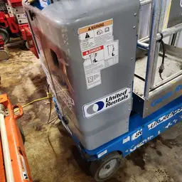 2018 Genie GR-20 Self-Propelled One-Person Lift