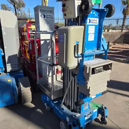 2018 Genie AWP-30SDC Pusharound Lift
