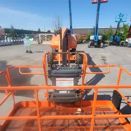 2015 JLG 800AJ Articulating Boom Lift