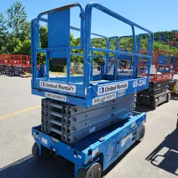 2018 Genie GS-3246 Scissor Lift