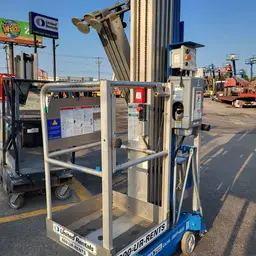 2018 Genie AWP-40SDC Pusharound Lift