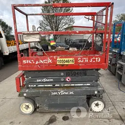 2016 Skyjack SJIII3219 Scissor Lift
