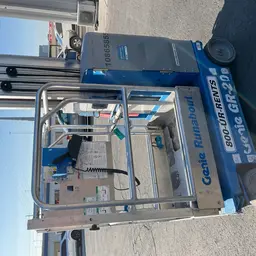 2018 Genie GR-20 Self-Propelled One-Person Lift