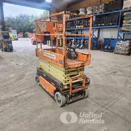 2018 JLG 1932R Scissor Lift