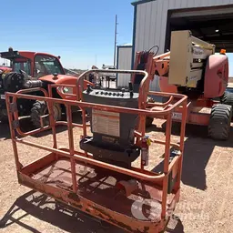 2013 JLG 450AJ Articulating Boom Lift