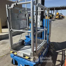 2019 Genie GR-20 Self-Propelled One-Person Lift