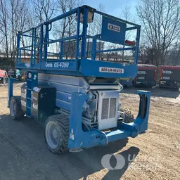 2017 Genie GS-4390 RT Rough Terrain Scissor Lift