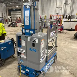 2019 Genie GR-20 Self-Propelled One-Person Lift