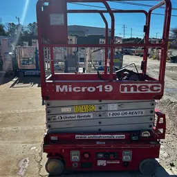 2018 MEC MICRO 19 Scissor Lift