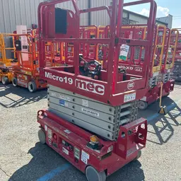 2018 MEC MICRO 19 Scissor Lift