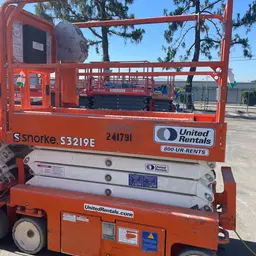 2019 Snorkel S3219E Scissor Lift