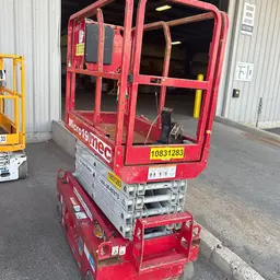 2018 MEC MICRO 19 Scissor Lift