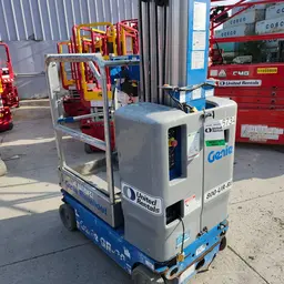 2018 Genie GR-20 Self-Propelled One-Person Lift
