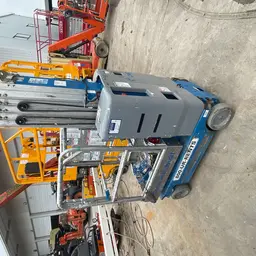 2016 Genie GR-20 Self-Propelled One-Person Lift