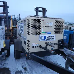 2021 Doosan P425/HP375WCUT4 Air Compressor