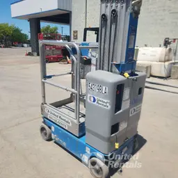 2017 Genie GR-20 Self-Propelled One-Person Lift