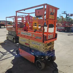 2018 JLG 1932R Scissor Lift