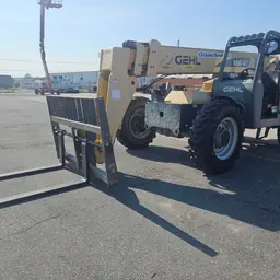 2015 Gehl RS6-42 Forklift