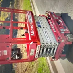 2018 MEC MICRO 19 Scissor Lift