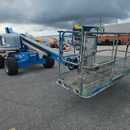 2017 Genie S-40 Boom Lift