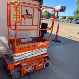 2019 Snorkel S3010E Scissor Lift