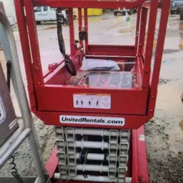 2018 MEC MICRO 19 Scissor Lift