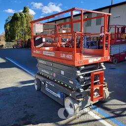2016 Skyjack SJIII4632 Scissor Lift