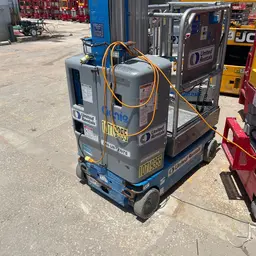 2018 Genie GR-20 Self-Propelled One-Person Lift