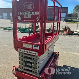 2018 MEC MICRO 19 Scissor Lift